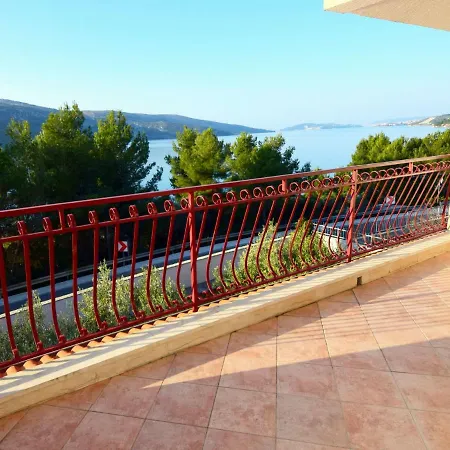 Lanterna.5 * مارينا