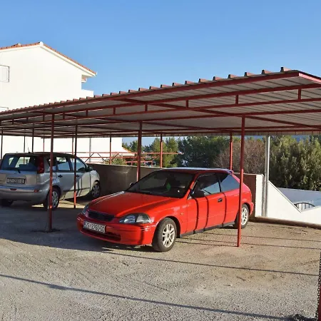 Lanterna.5 شقة